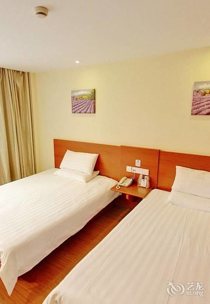 Gold Mine Express Hotel 南宁 外观 照片