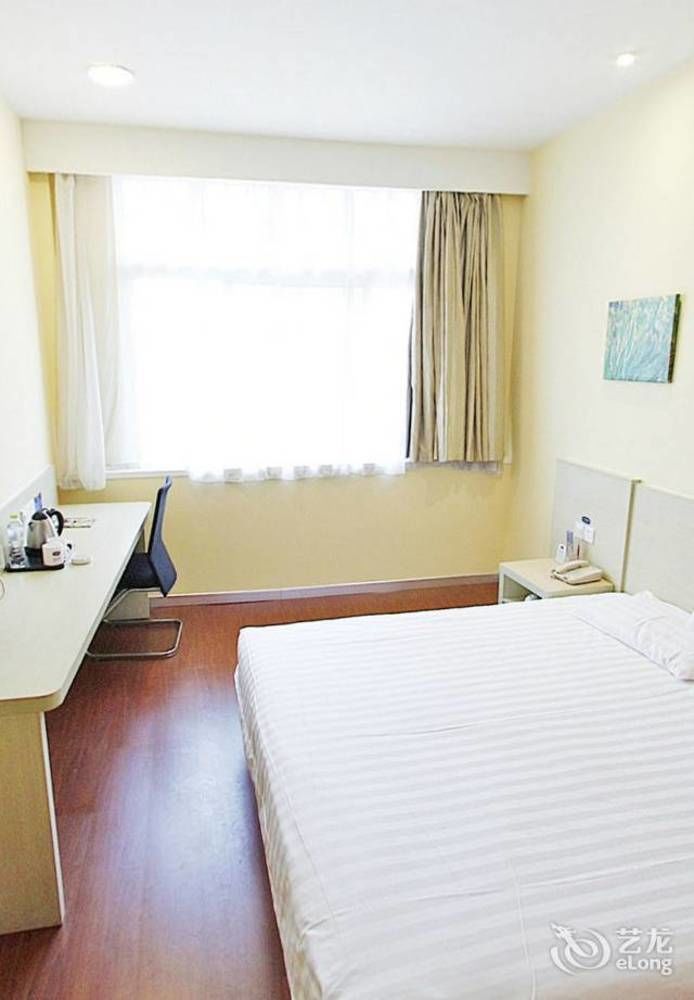 Gold Mine Express Hotel 南宁 外观 照片